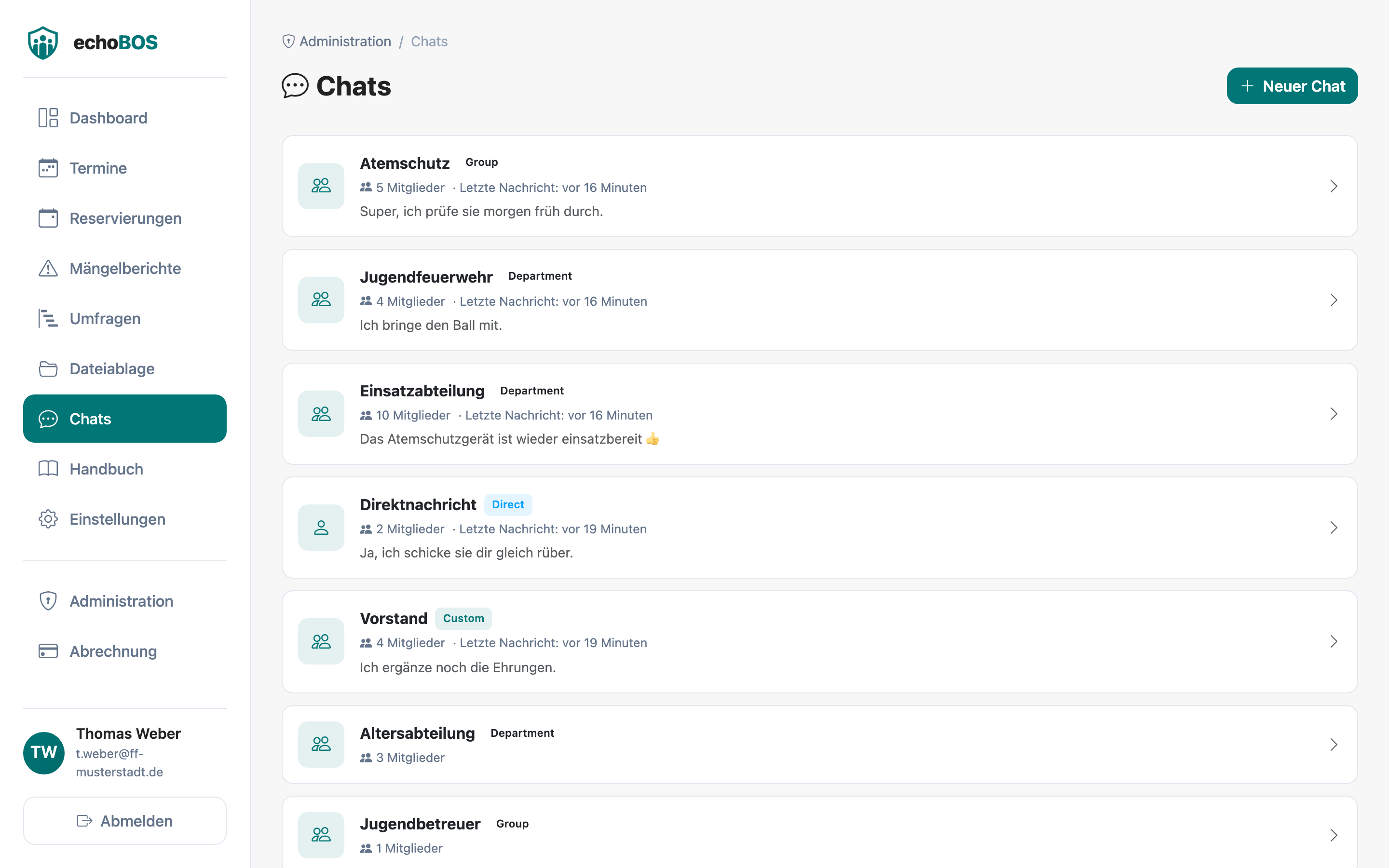 Web-Ansicht — Chat-Verwaltung mit allen Chats und der Schaltfläche „Neuer Chat“